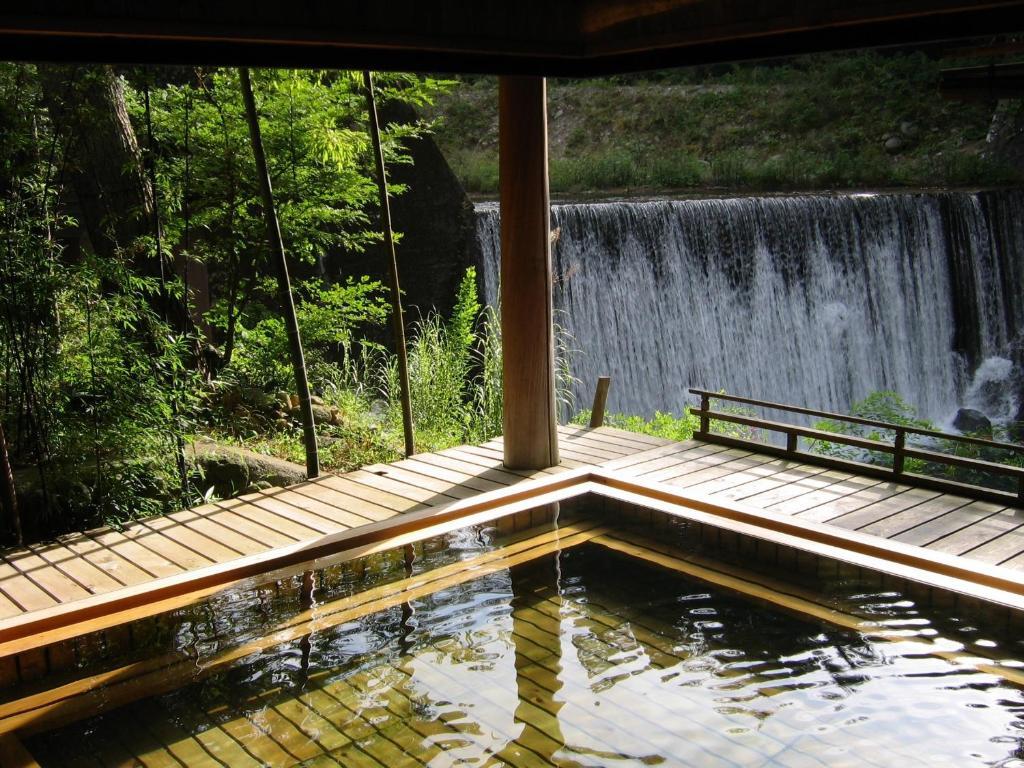 Hatago Higashiagatsuma Exterior foto